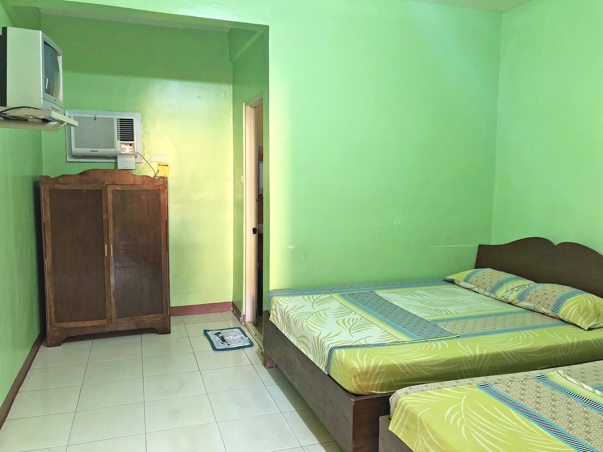 Queen Of Isle Cottages And Restaurant Puerto Galera Buitenkant foto