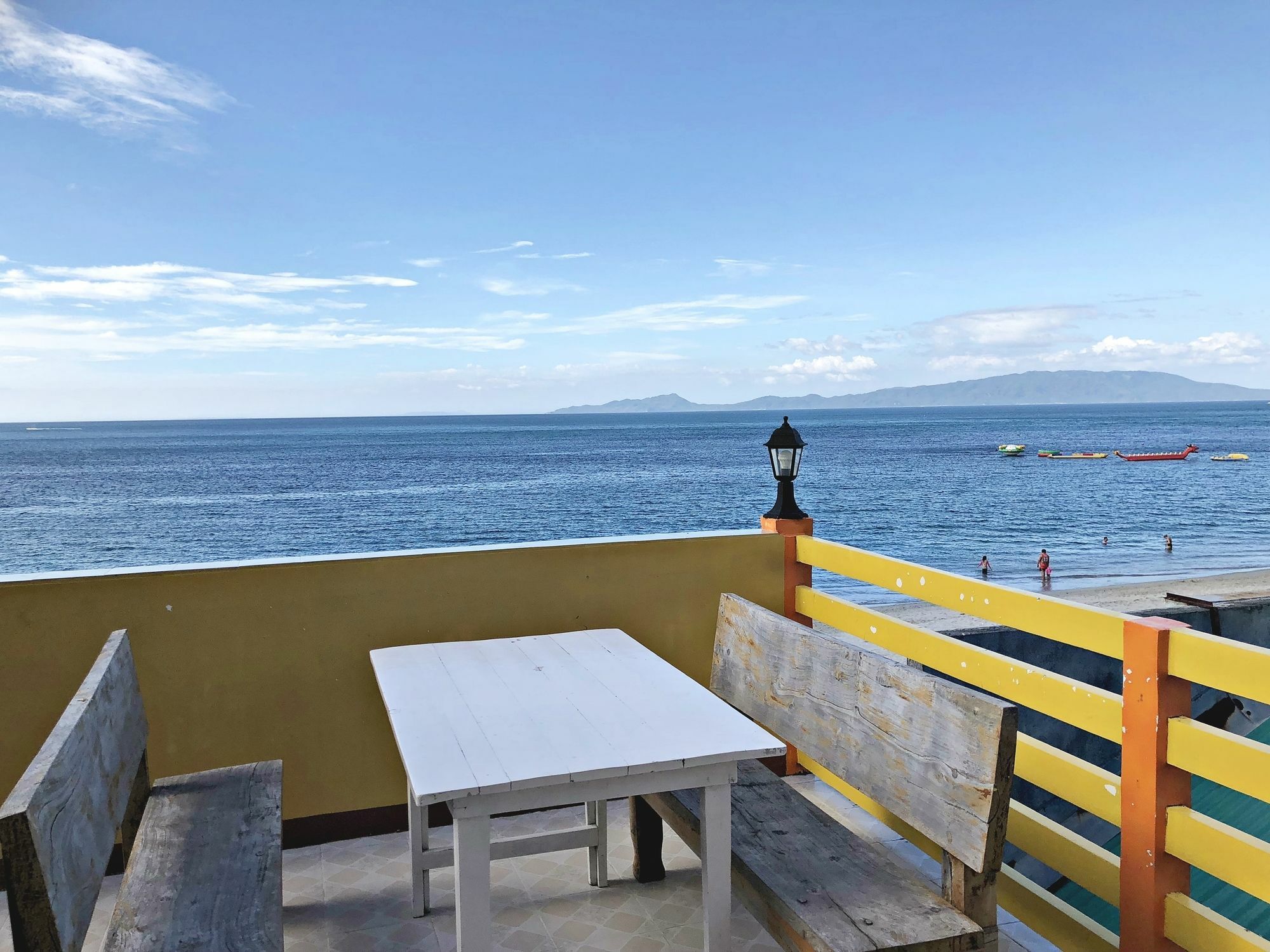 Queen Of Isle Cottages And Restaurant Puerto Galera Buitenkant foto